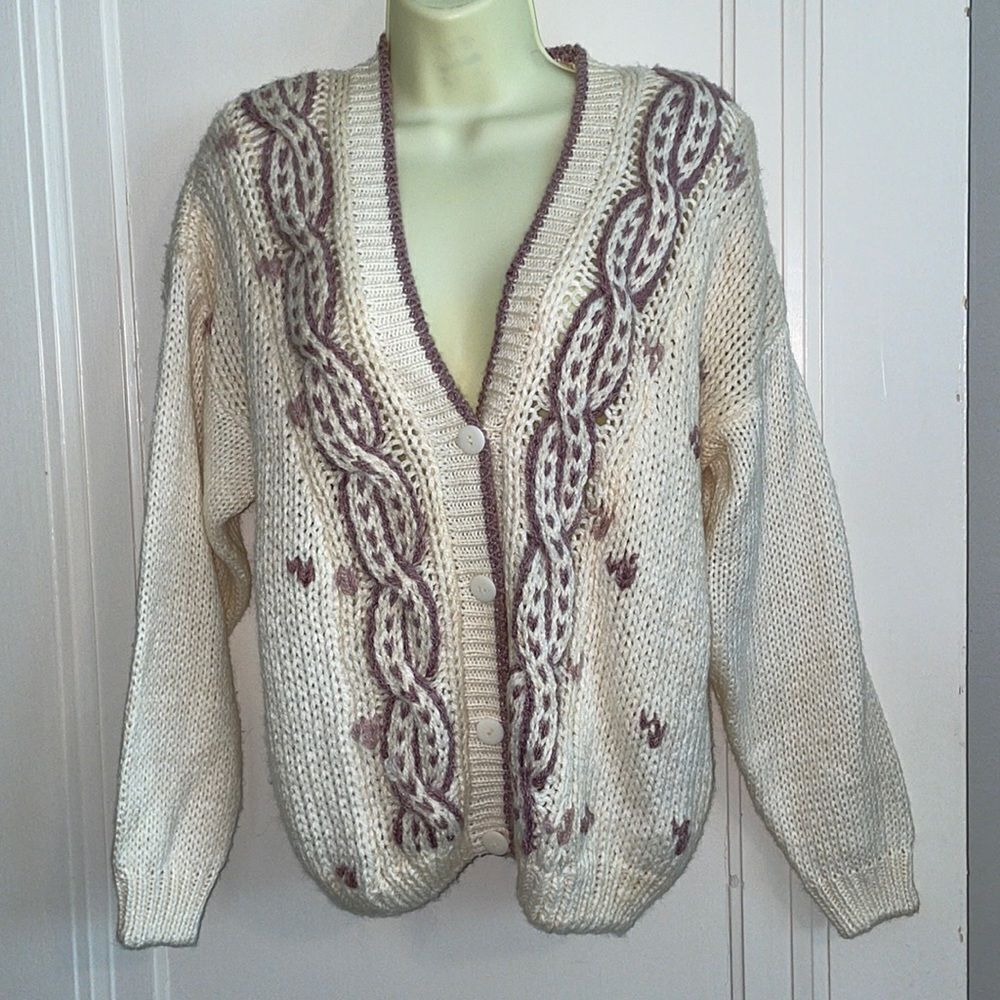 Vtg 80s/90s Sarit hand knit cream‎ & lavender ramie/acrylic cardigan sweater